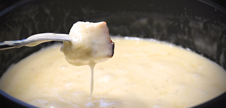 Cheese-fondue-closeup