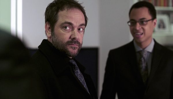 5-supernatural-season-twelve-episode-one-s12e1-keep-calm-and-carry-on-crowley-mark-sheppard