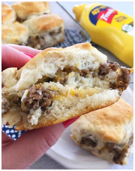 Quick & Easy Cheeseburger Bake Casserole by iSaveAtoZ