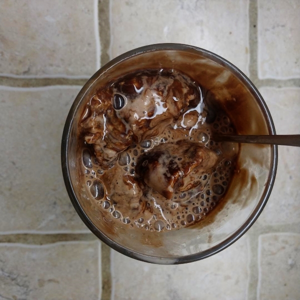Creamy Chocolate Ice Cream Soda Recipe